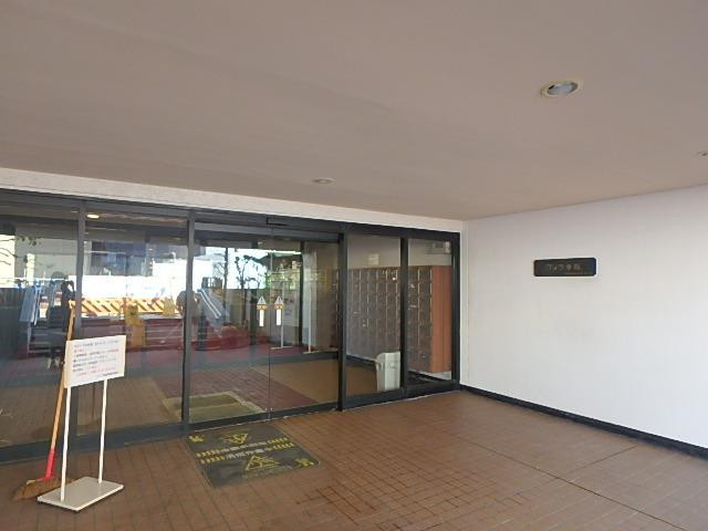 ヴィラ赤坂エントランス①