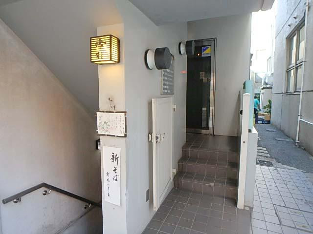 赤坂栗原ビルエントランス②