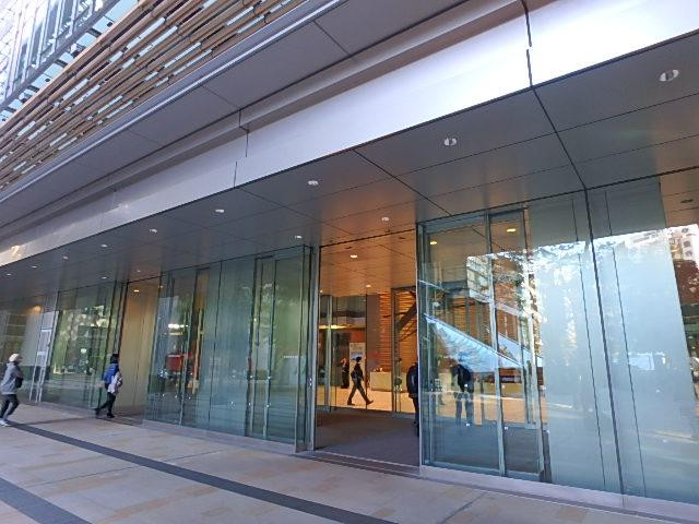 エントランス②