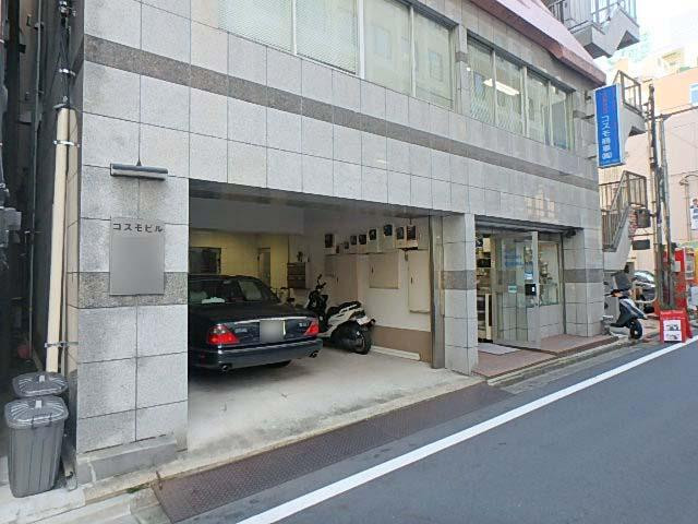 エントランス①