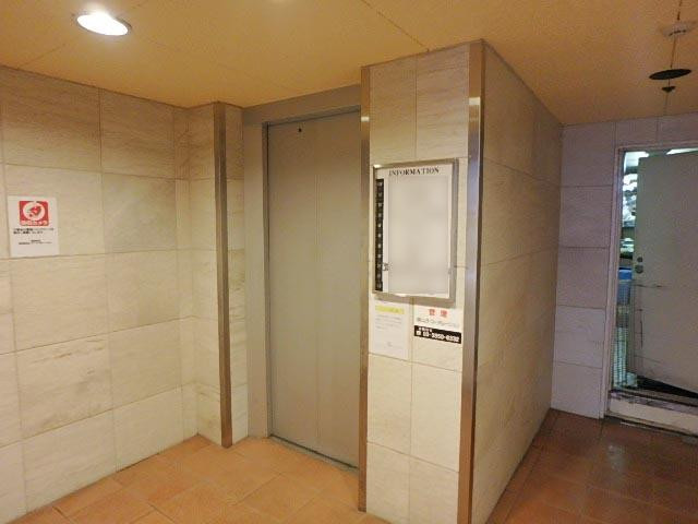 赤坂青明会館ビルホール②