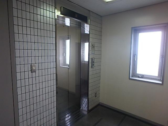 昭栄ビルホール②