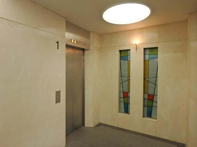 ホール②