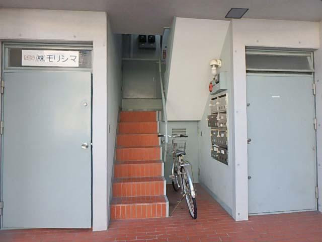大竹ビルエントランス②
