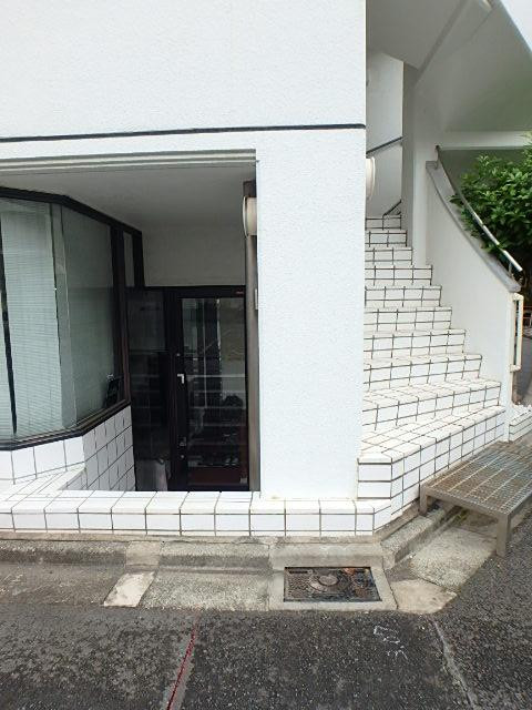 クレール東麻布エントランス③