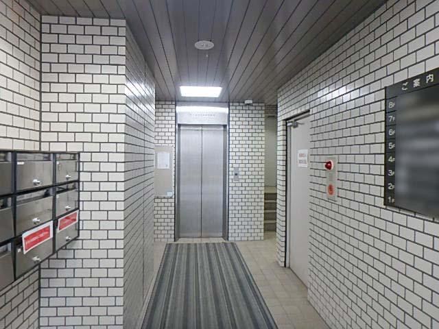 南青山渡辺ビルホール①