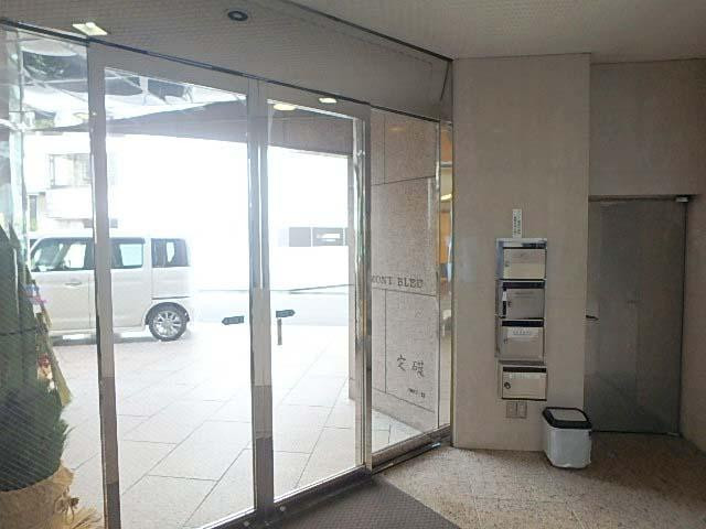 モン・ブルービルホール②