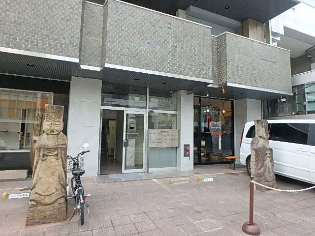 神通ビルエントランス①