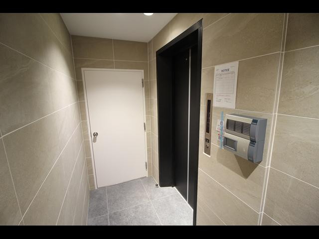 ＣＵＡＬＺＯミナミアオヤマ／クアルソ南青山ホール②