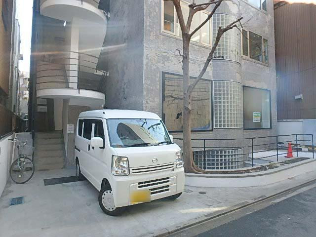 南青山グリーンランドビルⅢエントランス①
