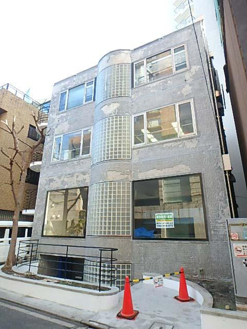 南青山グリーンランドビルⅢ外観①(メイン)