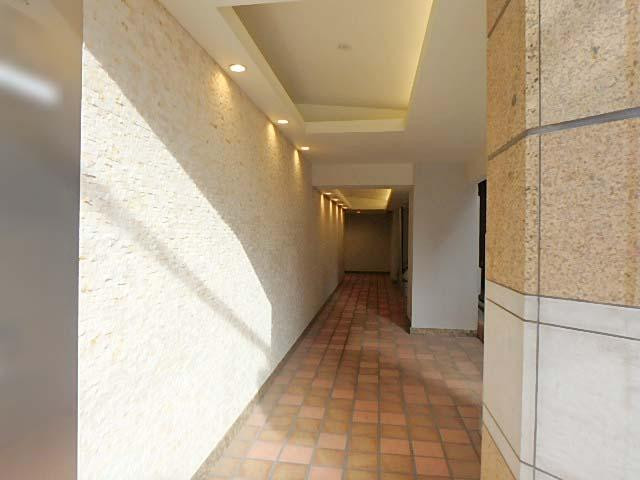 エントランス②