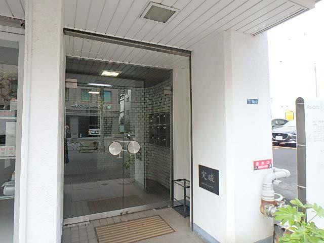 越山ビルエントランス②