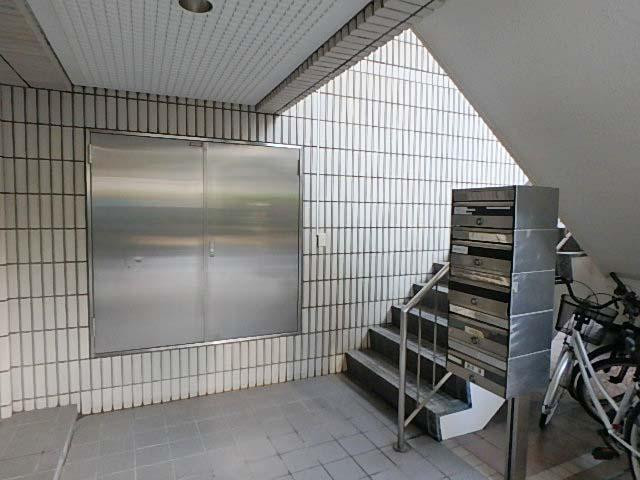 エントランス②