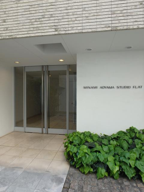 南青山ＳＴＵＤＩＯ　ＦＬＡＴエントランス②