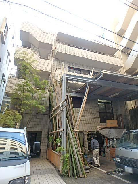 青山深見ビル外観①(メイン)