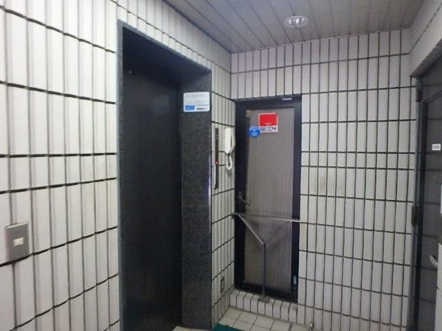 青山深見ビルホール①