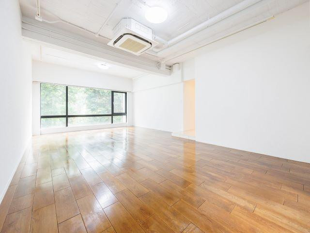 室内⑨