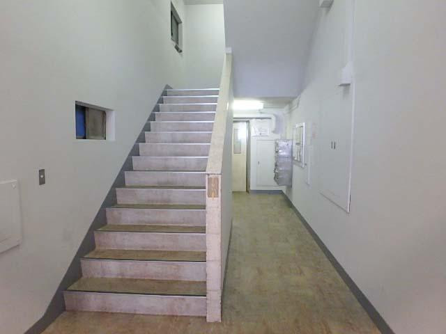 青山センタービルホール①