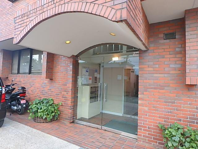 南青山シティハウスエントランス③