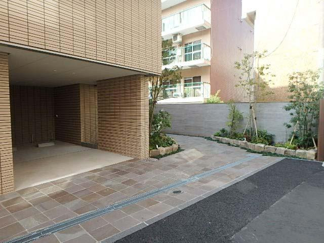 ＬＩＥＮ南青山エントランス①