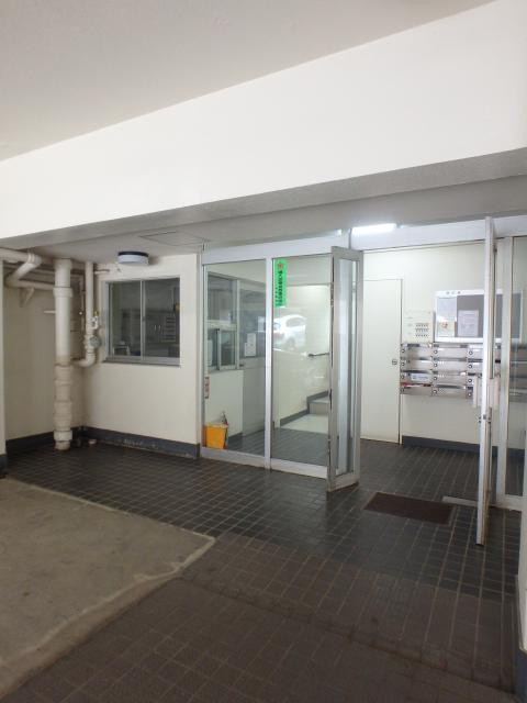 ピロティ南青山ホール①