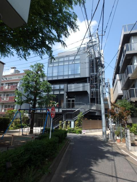 ＡＵＳＰＩＣＥ　ＯＭＯＴＥＳＡＮＤＯ／ＶＯＲＴ南青山Ⅲ外観②
