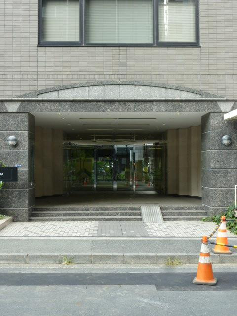 ＯＪビルエントランス①