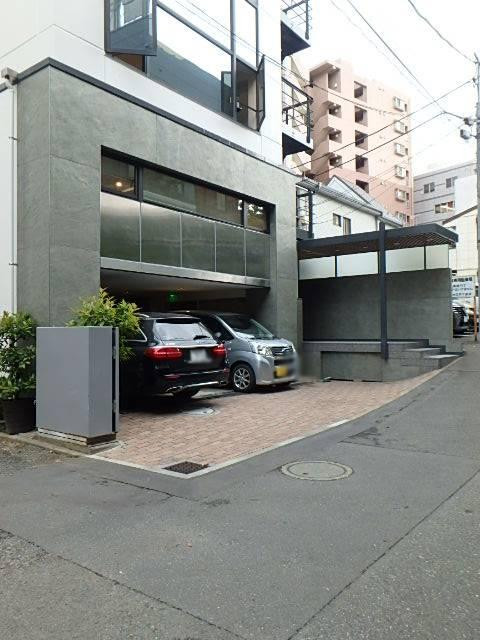 エントランス①