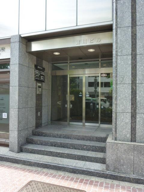 皆川ビルエントランス①