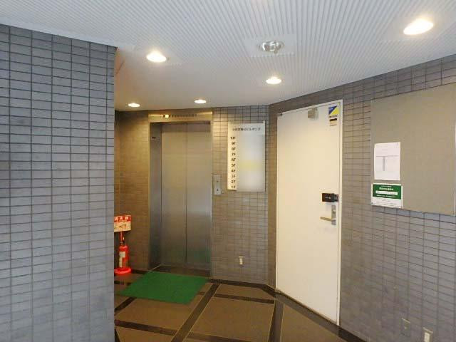 ホール①