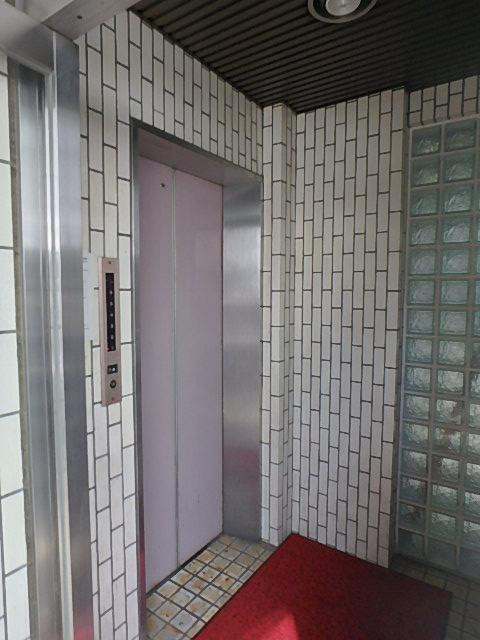 ＩＮＰＡＣビルホール①