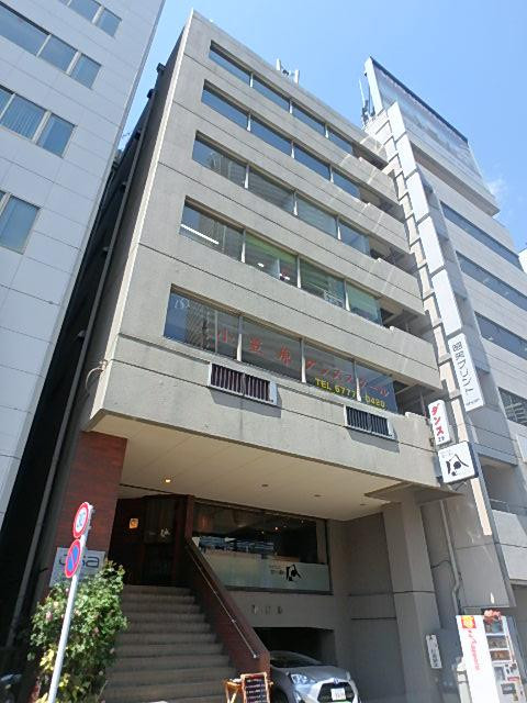 港ビル外観①(メイン)