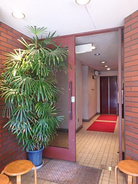 港ビルエントランス②