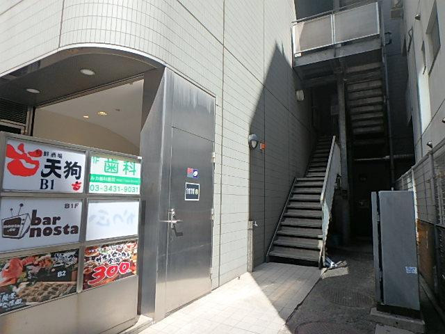 浜松町２６２ビルエントランス②