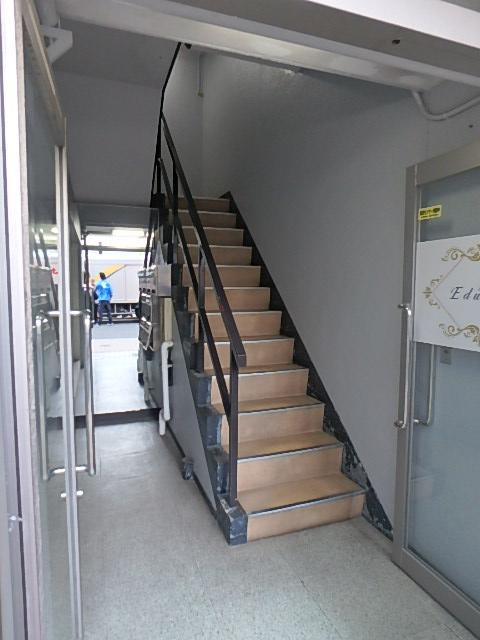 ホール①