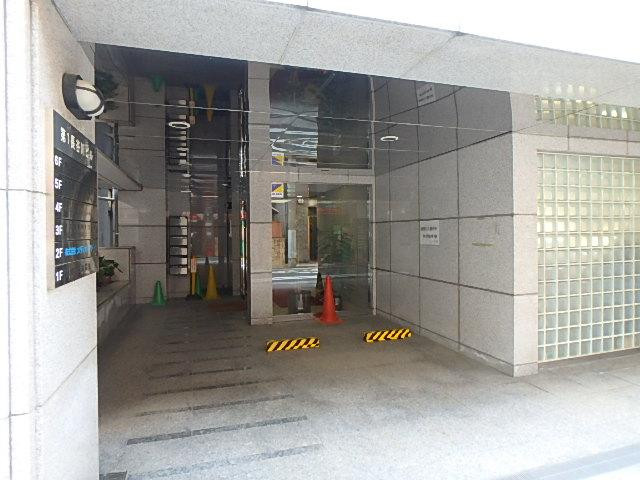 第１長谷川ビルエントランス①