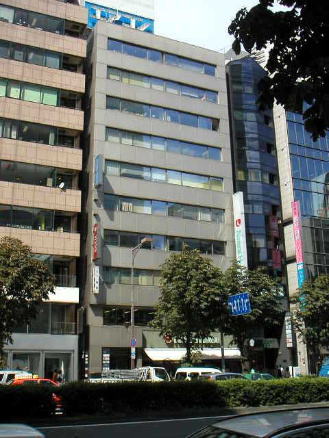 共同ビル（青山）外観①(メイン)