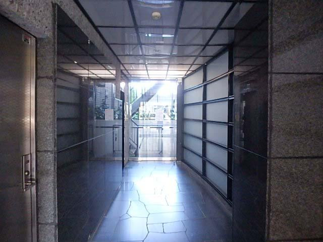 青山但馬屋ビルホール①