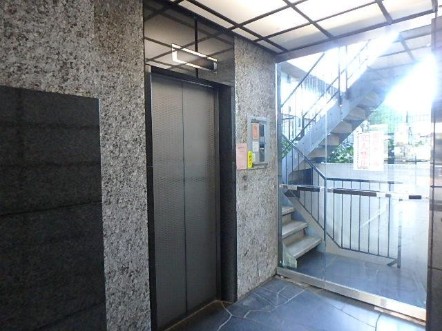 青山但馬屋ビルホール②