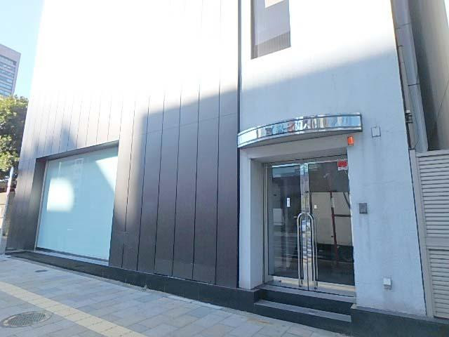宮島ビルエントランス①
