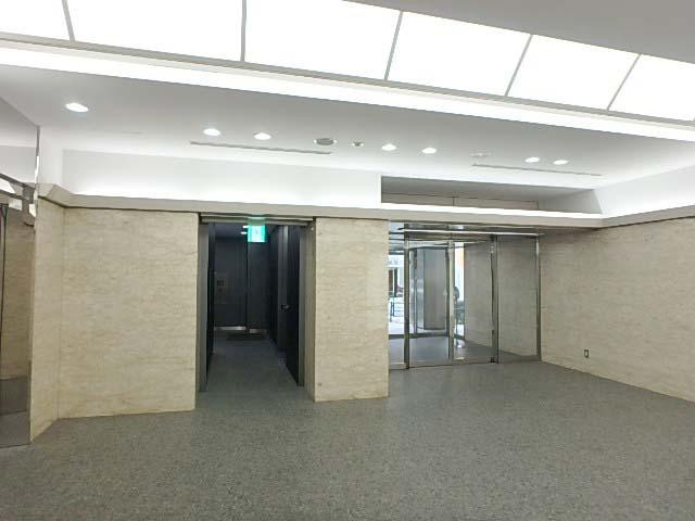 ホール⑤