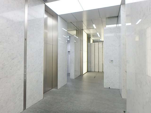 日新青山ビルホール⑤