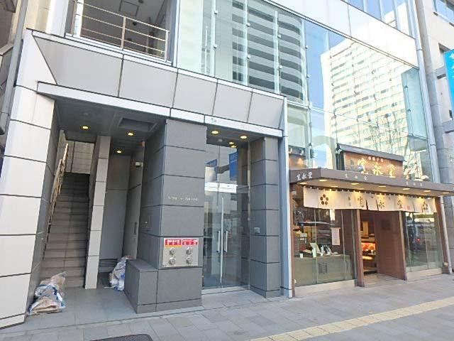 クローバー青山・ＯＮＥエントランス①
