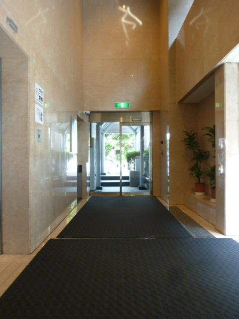 プラスアストルビルホール①