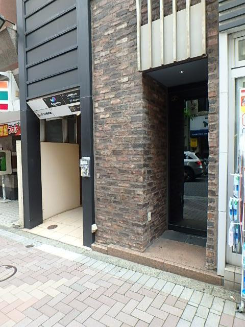エントランス②