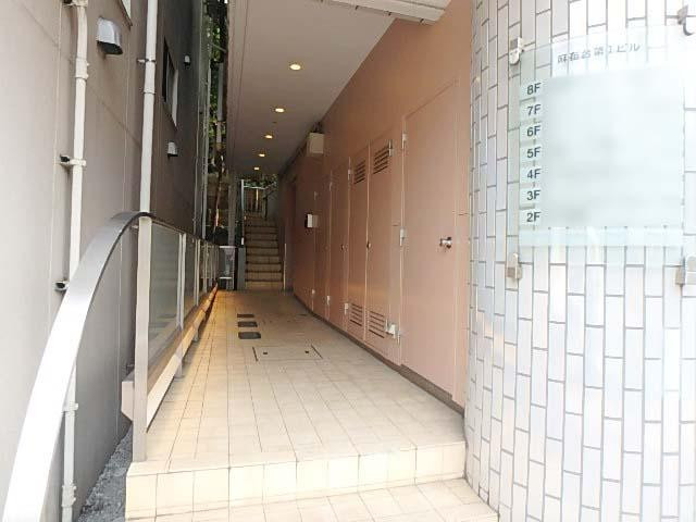 麻布台第一ビルエントランス②