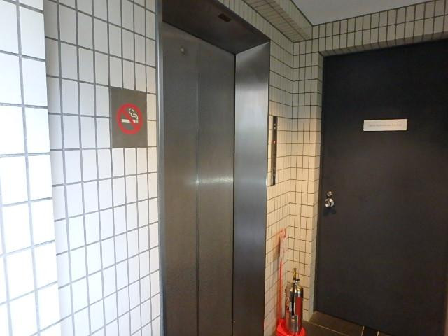 ホール③