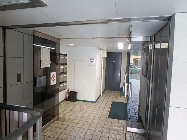 中央飯倉ビルエントランス③