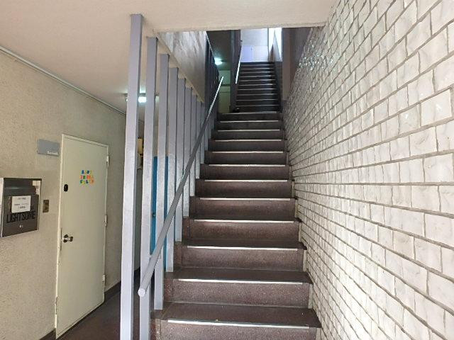 ホール①